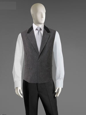 Trang Nhung gợi cảm với áo dài | Đồng phục khách sạn 109