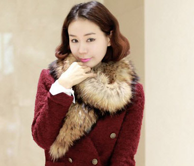 Đẹp hơn với áo khoác điểm lông | May Dong phuc