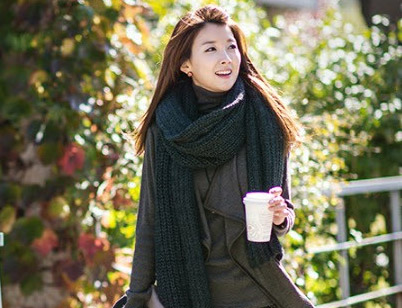 Đầu tuần năng động cùng chân váy họa tiết | May Dong phuc