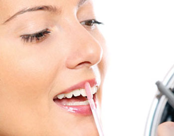 Giúp môi hết thâm | May Dong phuc