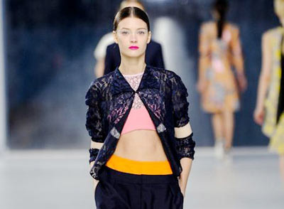 4 kiểu áp dụng vải ren mới lạ | May Dong phuc