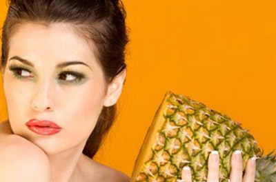 Công dụng toàn diện của dứa với phái đẹp | May Dong phuc