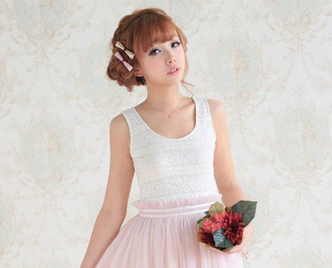 Khoe nét yêu kiều với váy ren | May Dong phuc