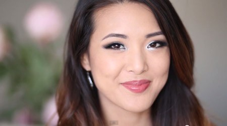 Trang điểm mắt khói