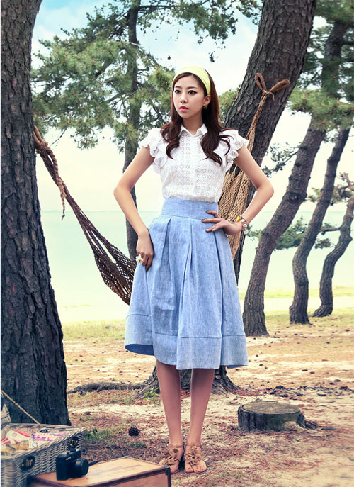 080712trang2jpg13418815611 Sơ mi đẹp cho bạn nữ công sở đầu tuần